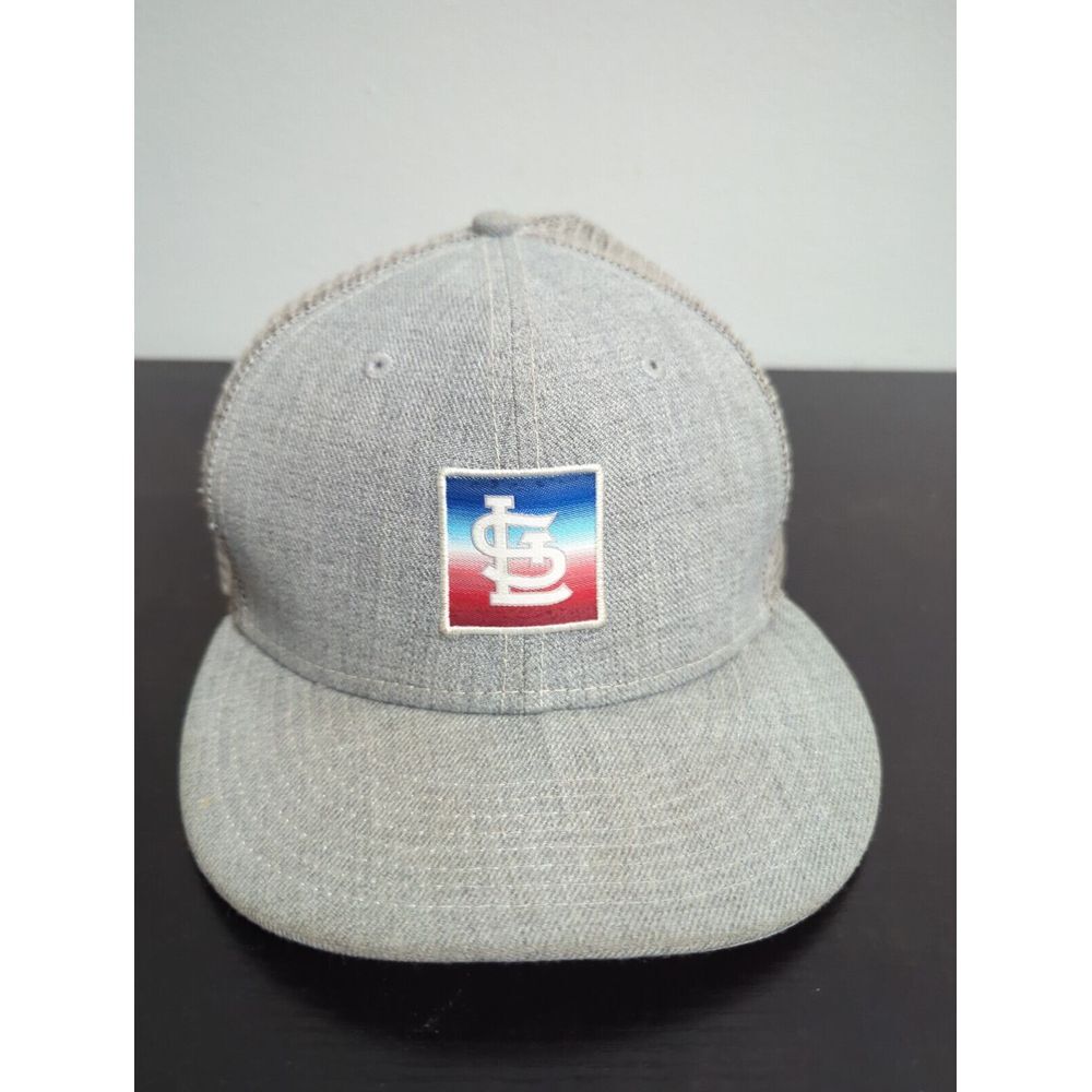 New Era St Louis Cardinals 9FIFTY Snapback Hat Gray Mesh Trucker Cap MLB Logo